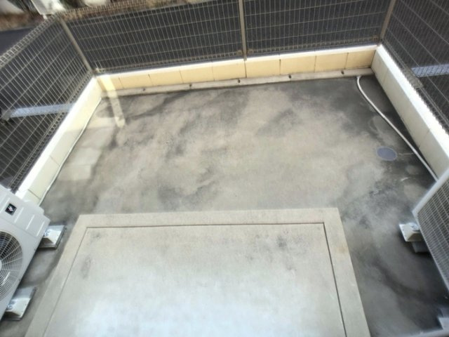 リースランド我孫子のバルコニー|トイレです