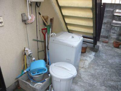 中野区中野３丁目のアパートのその他共用部分|入居者共用洗濯機