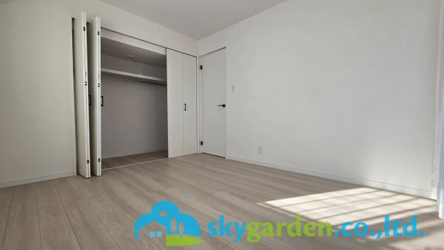 ライオンズマンション茅ヶ崎中央公園の洋室