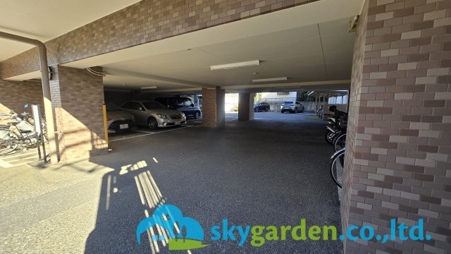 ライオンズマンション茅ヶ崎中央公園の駐輪場