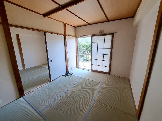 若草ハイツの和室