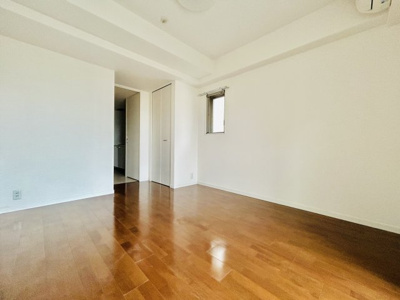 【居間・リビング】 | レオンコンフォート谷町六丁目