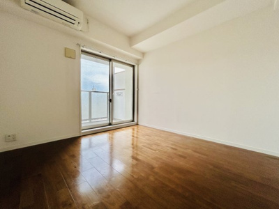 【居間・リビング】 | レオンコンフォート谷町六丁目