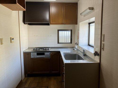 総社市久代中古住宅のキッチン|現地（20２４年８月）撮影