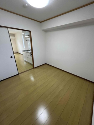 【寝室】 | 冬築タウン D棟 | 【冬築タウン D棟】