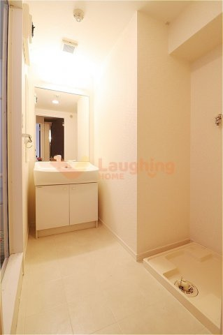 第33上野ビルの洗面所|コンパクトで使いやすい洗面所