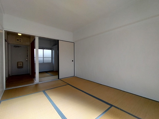 神戸市北区鈴蘭台東町６丁目の賃貸マンション