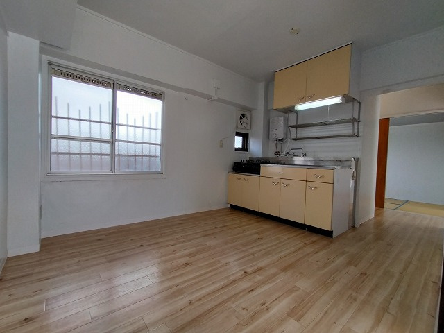 神戸市北区鈴蘭台東町６丁目の賃貸マンションの居間・リビング|リビング