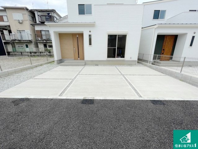 桜井市芝　新築一戸建ての駐車場|駐車スペース！散水栓があるので、こまめに愛車を洗えます！