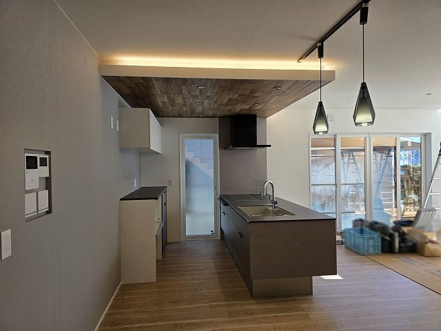 高知市小津町・4号地-新築戸建てのキッチン