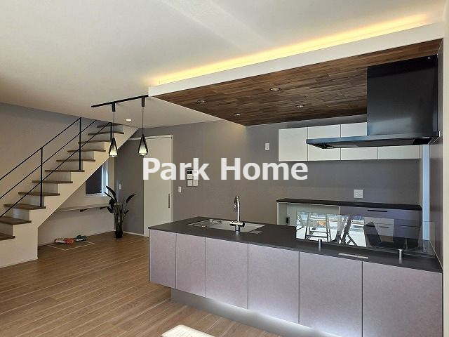 高知市小津町・4号地-新築戸建ての収納