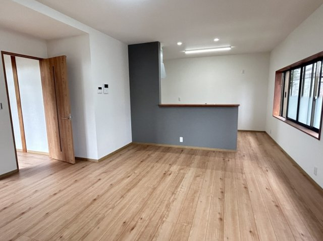 リフォーム済中古戸建　瑞穂市古橋　昭和63年築の居間・リビング