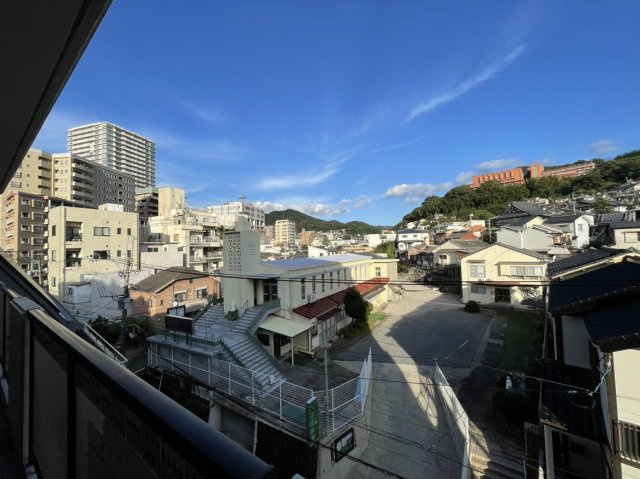 ファミーユ八幡の展望|目の前に建物もなく、眺望良好です。