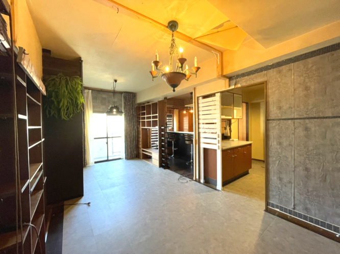 ファミーユ八幡の居間・リビング|LDKは約20帖の住空間です。