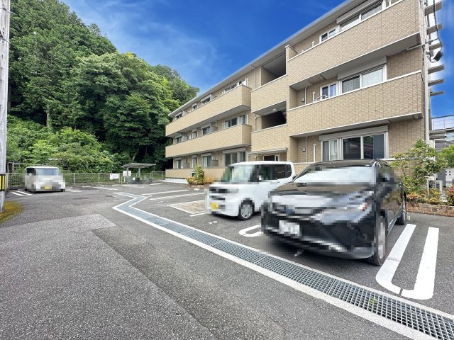 パピヨンの駐車場