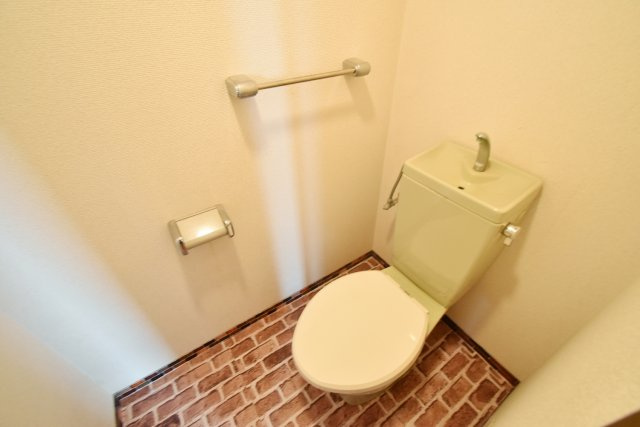 FIG TREE 2号館のトイレ