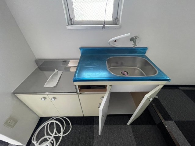 古波津商事ビル