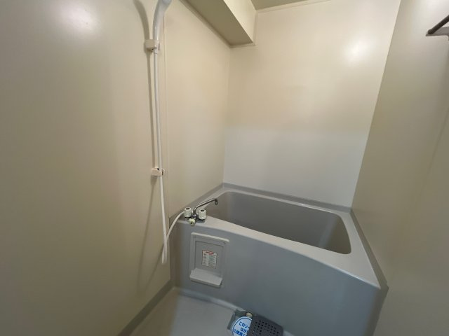 アジュール飾磨の浴室
