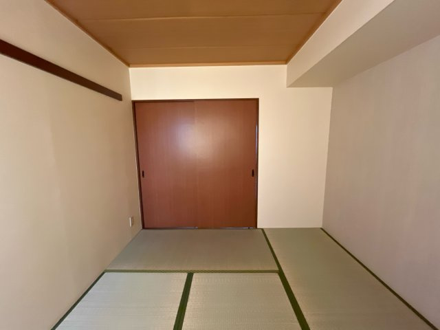 ホワイトタウンの寝室