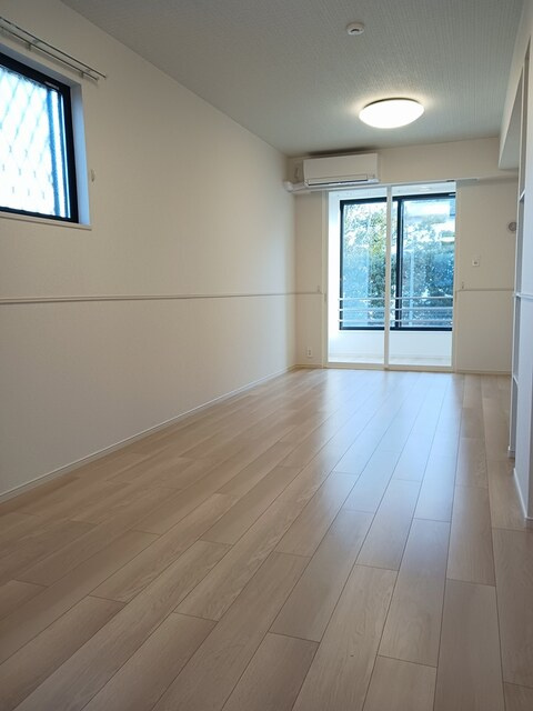 ノイ・トラウムの居間・リビング