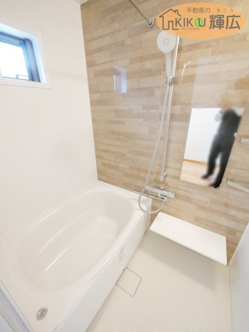 【浴室】 | 明石市大久保町八木　倉庫付戸建