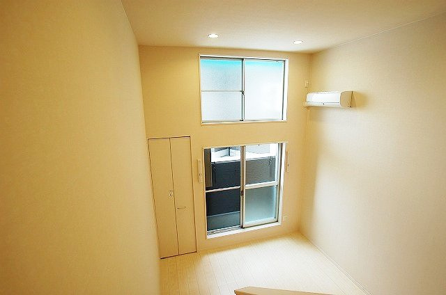 【居間・リビング】 | HPに初期費用掲載「プライスホーム」で検索！ピエス千早B