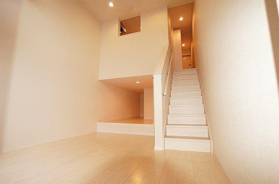 【居間・リビング】 | HPに初期費用掲載「プライスホーム」で検索！ピエス千早B