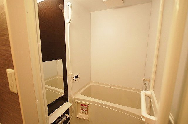 【浴室】 | HPに初期費用掲載「プライスホーム」で検索！ピエス千早B
