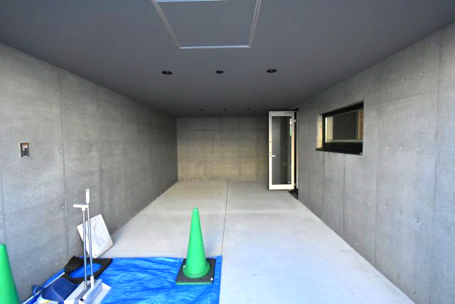 西荻北1丁目・新築戸建・19,500万円の駐車場