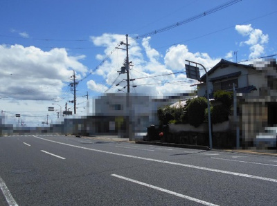 【前面道路含む現地写真】 | 北葛城郡河合町中山台1丁目【建築条件無し】【解体更地渡し】