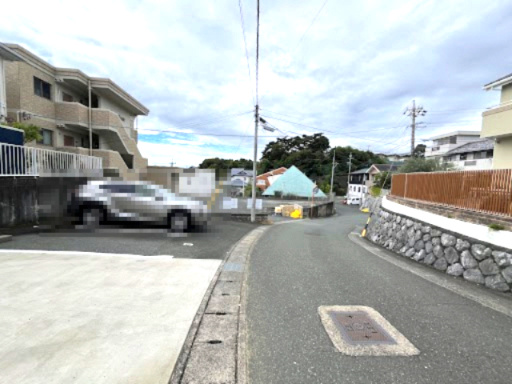 売土地　中央区広沢3丁目の周辺|通りの様子です。