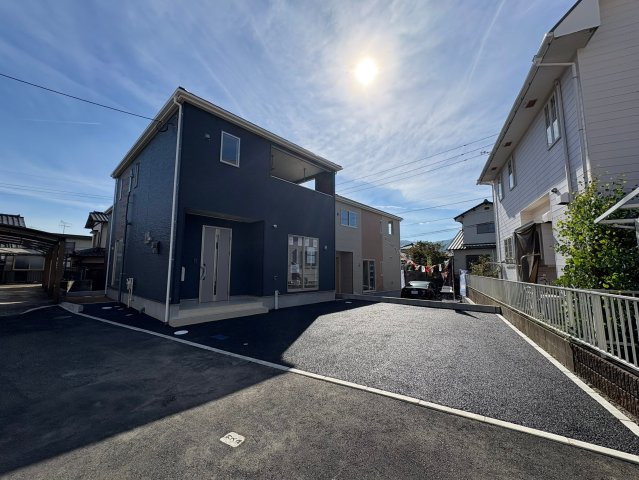 アーネストワン　上貫1丁目の外観|駐車も2台以上確保♪
(小倉南区　新築一戸建て)