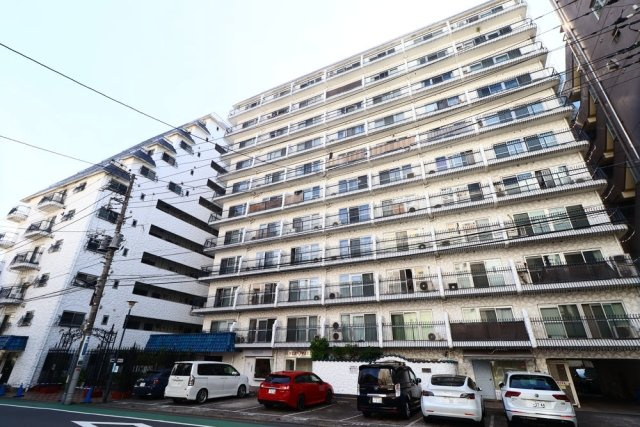 秀和目黒駅前レジデンス