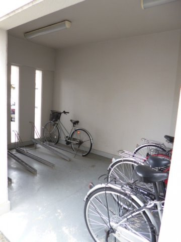 パルテール桂のその他共用部分|駐輪場