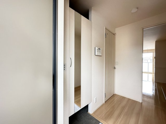 ホームインプラスの内装