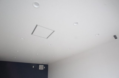 【その他】 | 生実町貸事務所 | 天井にはダウンライト照明を埋込