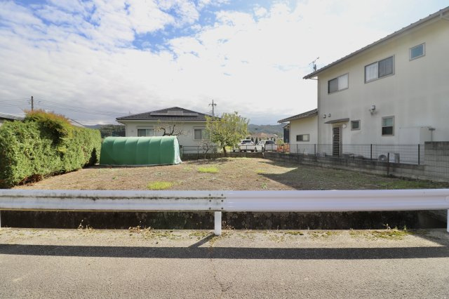 足利市利保町の売地の外観