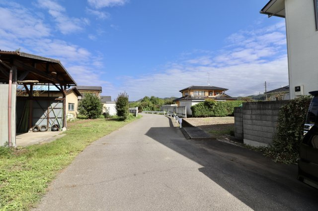 【前面道路含む現地写真】の画像