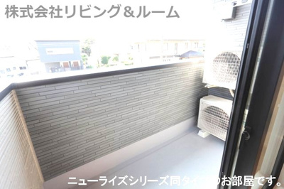 【バルコニー】 | ロワゾーブルーＰ