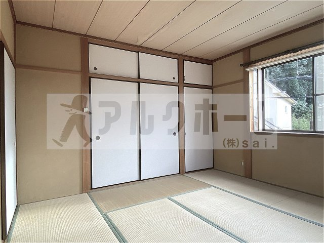 国分本町4LDK戸建の和室