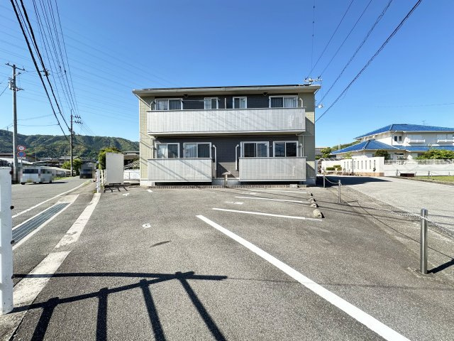 モンブランⅡの駐車場