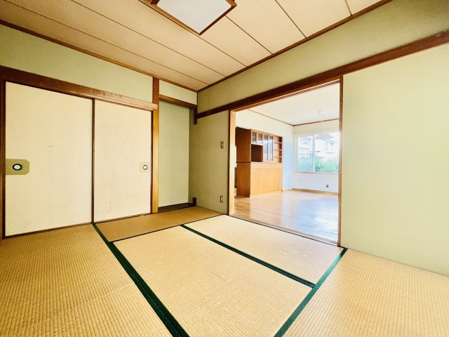 玉村町板井の和室|リビングに隣接する和室◎お子様の遊び場スペースや客間としても♪