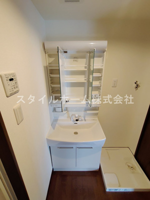 【洗面所】 | ペコラ広小路 | 別部屋写真です。