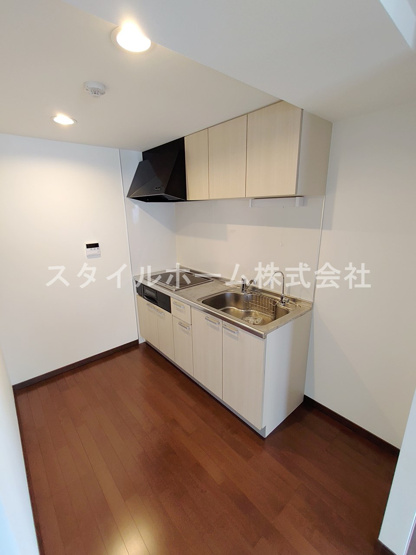 【キッチン】 | ペコラ広小路 | 別部屋写真です。