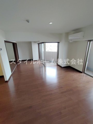 【居間・リビング】 | ペコラ広小路 | 別部屋写真です。