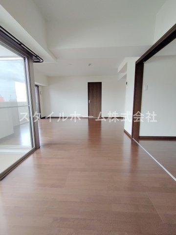 【居間・リビング】 | ペコラ広小路 | 別部屋写真です。