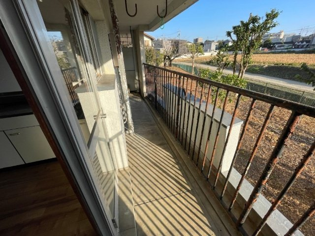 東都マンションのバルコニー