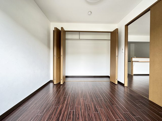 グランパレスパゴダの居間・リビング