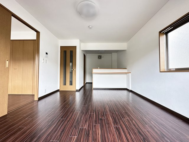 グランパレスパゴダの居間・リビング