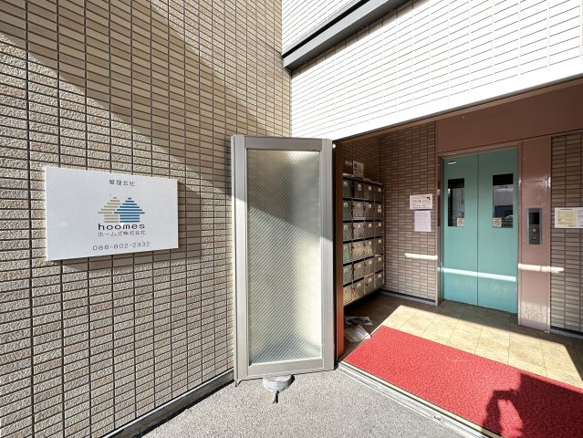 グランパレスパゴダのエントランス